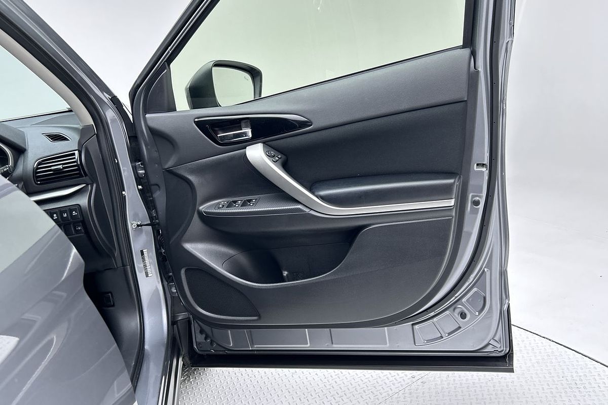 2023 Mitsubishi Eclipse Cross LS YB