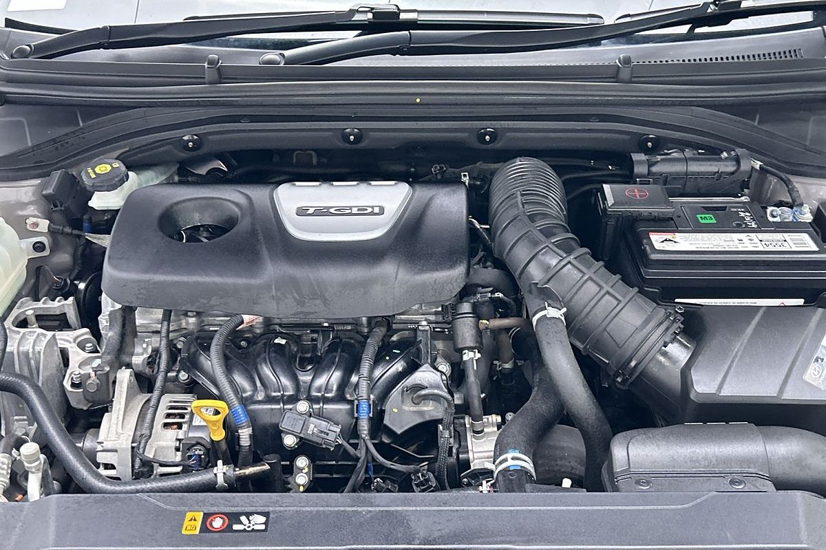 2019 Hyundai Elantra Sport Premium AD.2