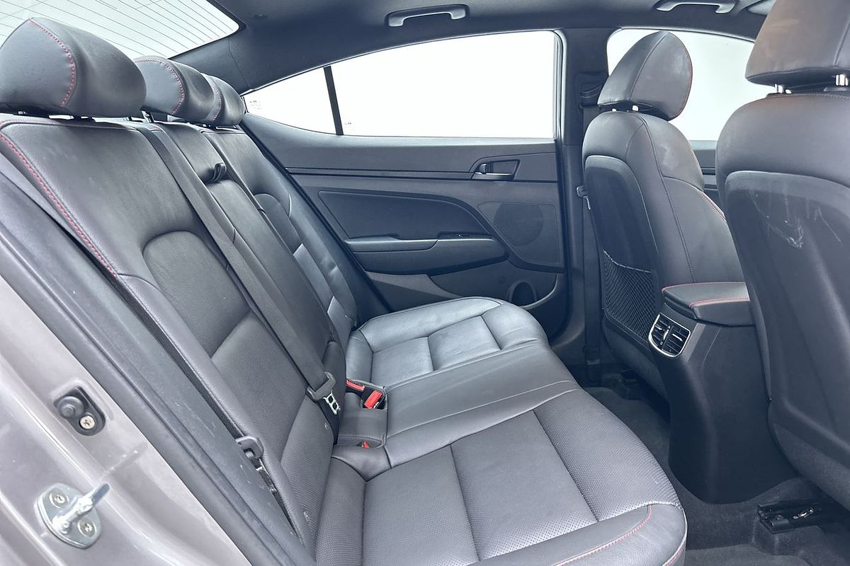 2019 Hyundai Elantra Sport Premium AD.2