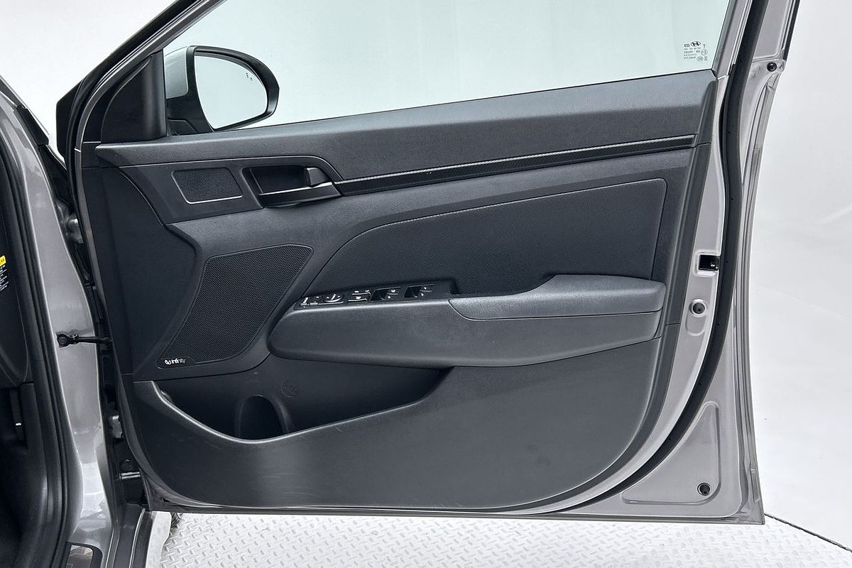 2019 Hyundai Elantra Sport Premium AD.2