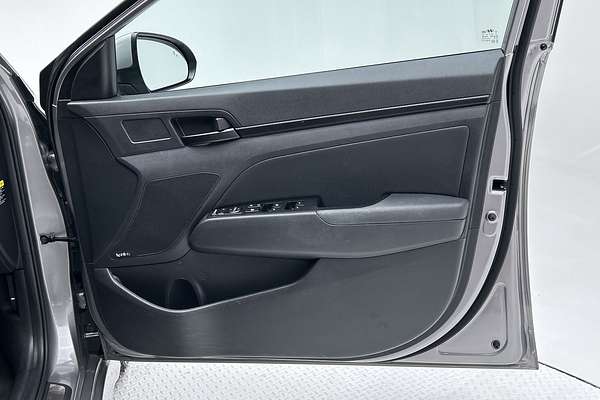 2019 Hyundai Elantra Sport Premium AD.2