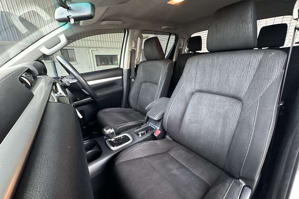 2017 Toyota Hilux SR5 GUN126R 4X4