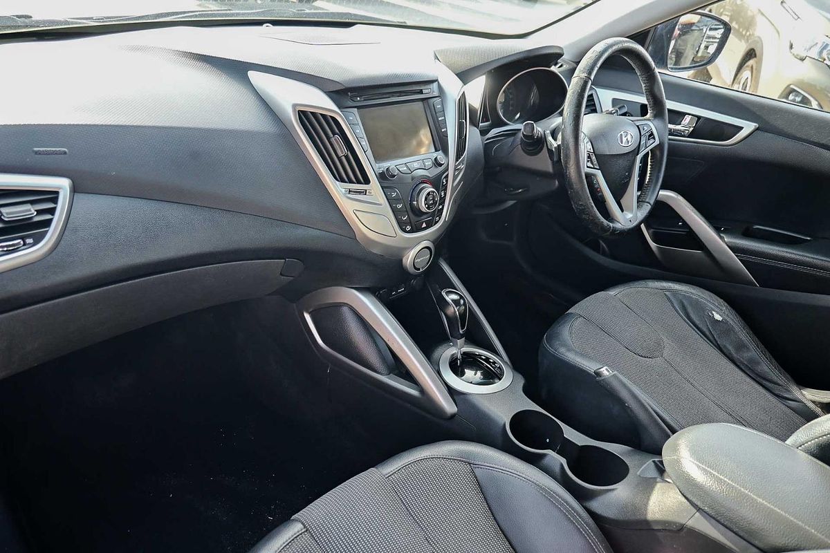 2012 Hyundai Veloster + FS