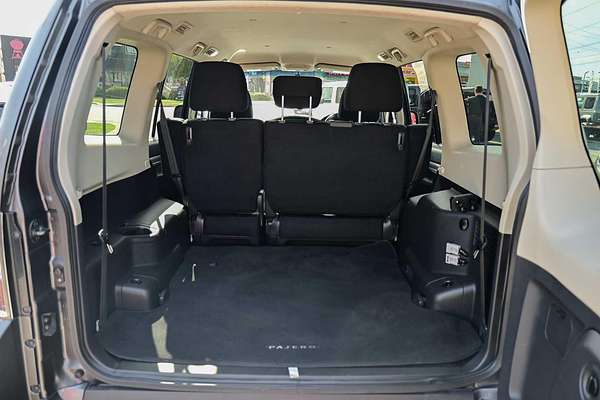 2018 Mitsubishi Pajero GLX NX