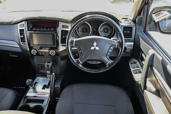 2018 Mitsubishi Pajero GLX NX