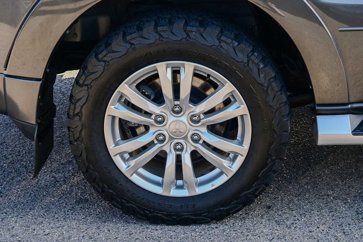 2018 Mitsubishi Pajero GLX NX