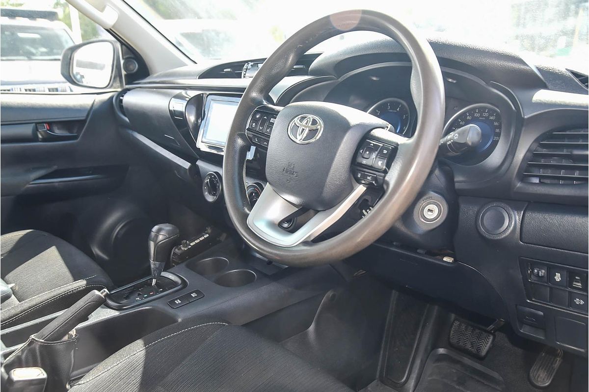 2020 Toyota Hilux SR GUN126R 4X4