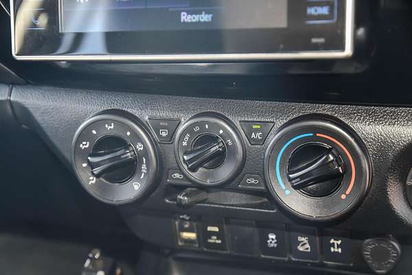 2019 Toyota Hilux SR GUN126R 4X4