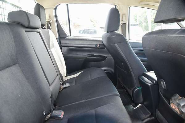 2020 Toyota Hilux SR GUN126R 4X4
