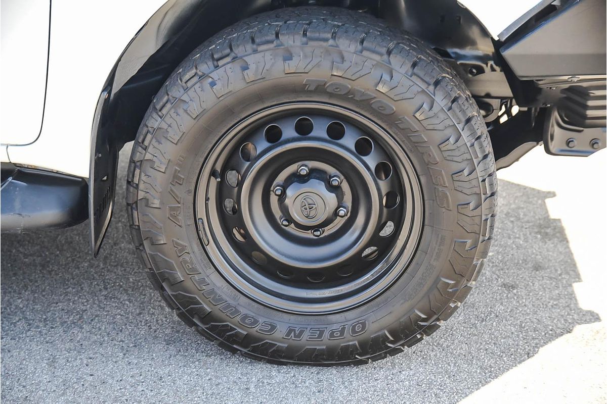 2020 Toyota Hilux SR GUN126R 4X4