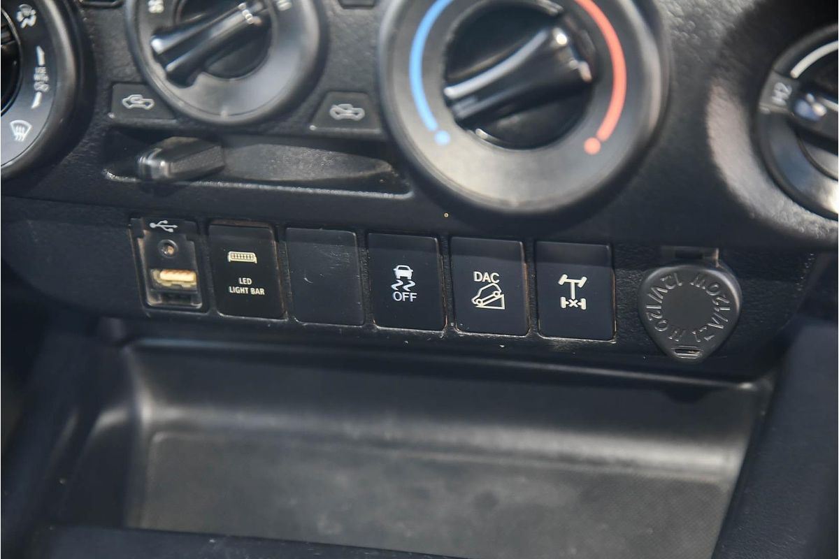 2019 Toyota Hilux SR GUN126R 4X4