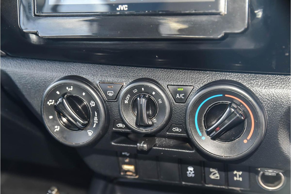2020 Toyota Hilux SR GUN126R 4X4