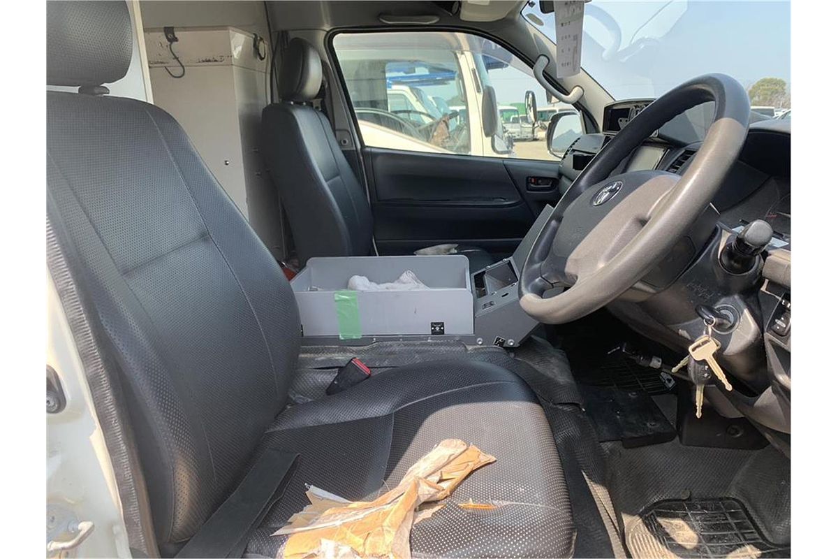 2014 Toyota Hiace SLWB Extra High Roof TRH226