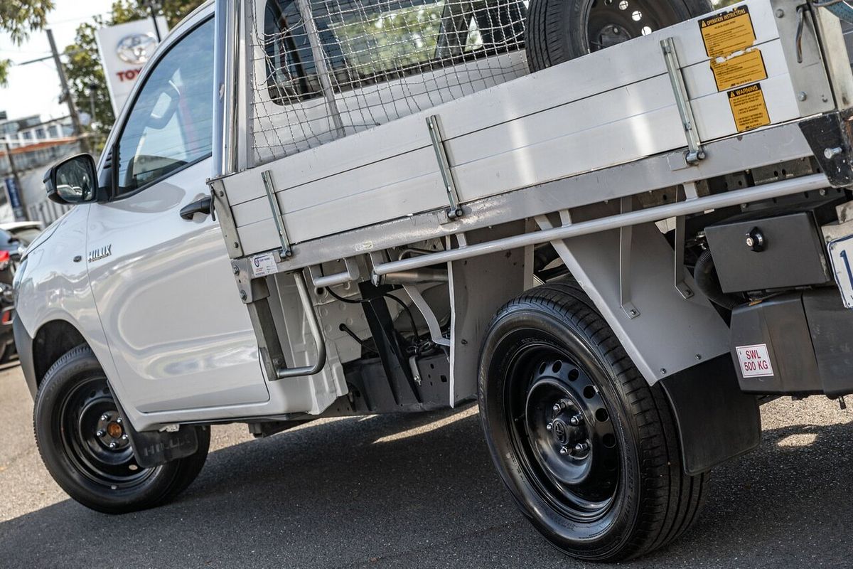 2018 Toyota Hilux Workmate TGN121R MY17 Rear Wheel Drive
