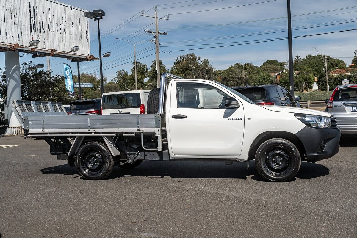 2018 Toyota Hilux Workmate TGN121R MY17 Rear Wheel Drive