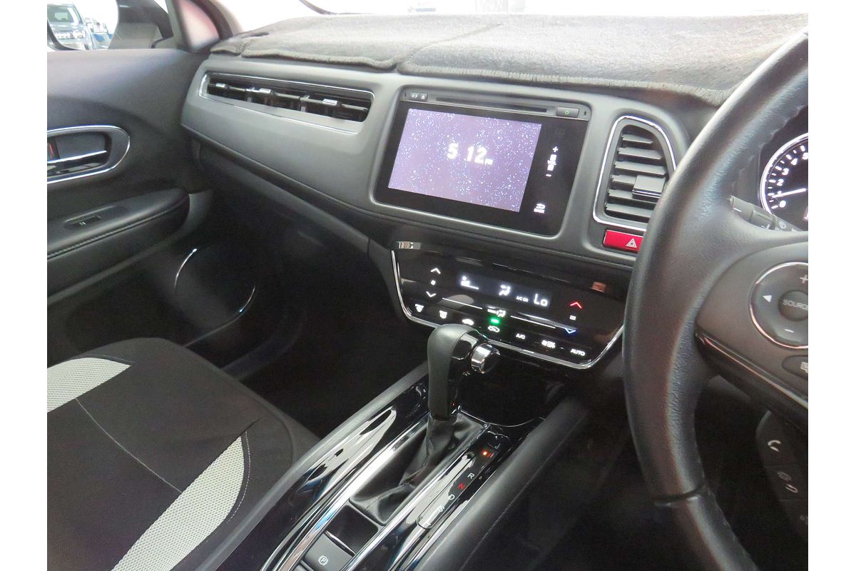 2016 Honda HR-V VTi-S