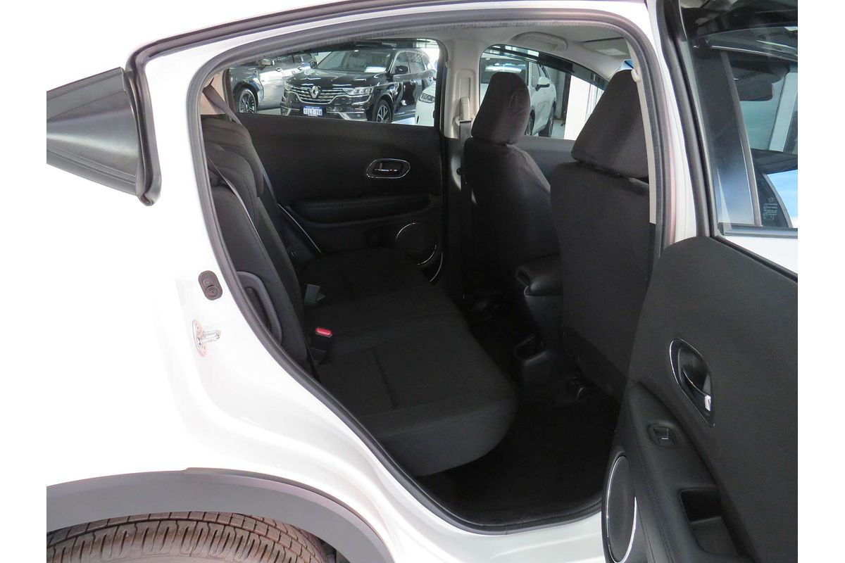 2016 Honda HR-V VTi-S