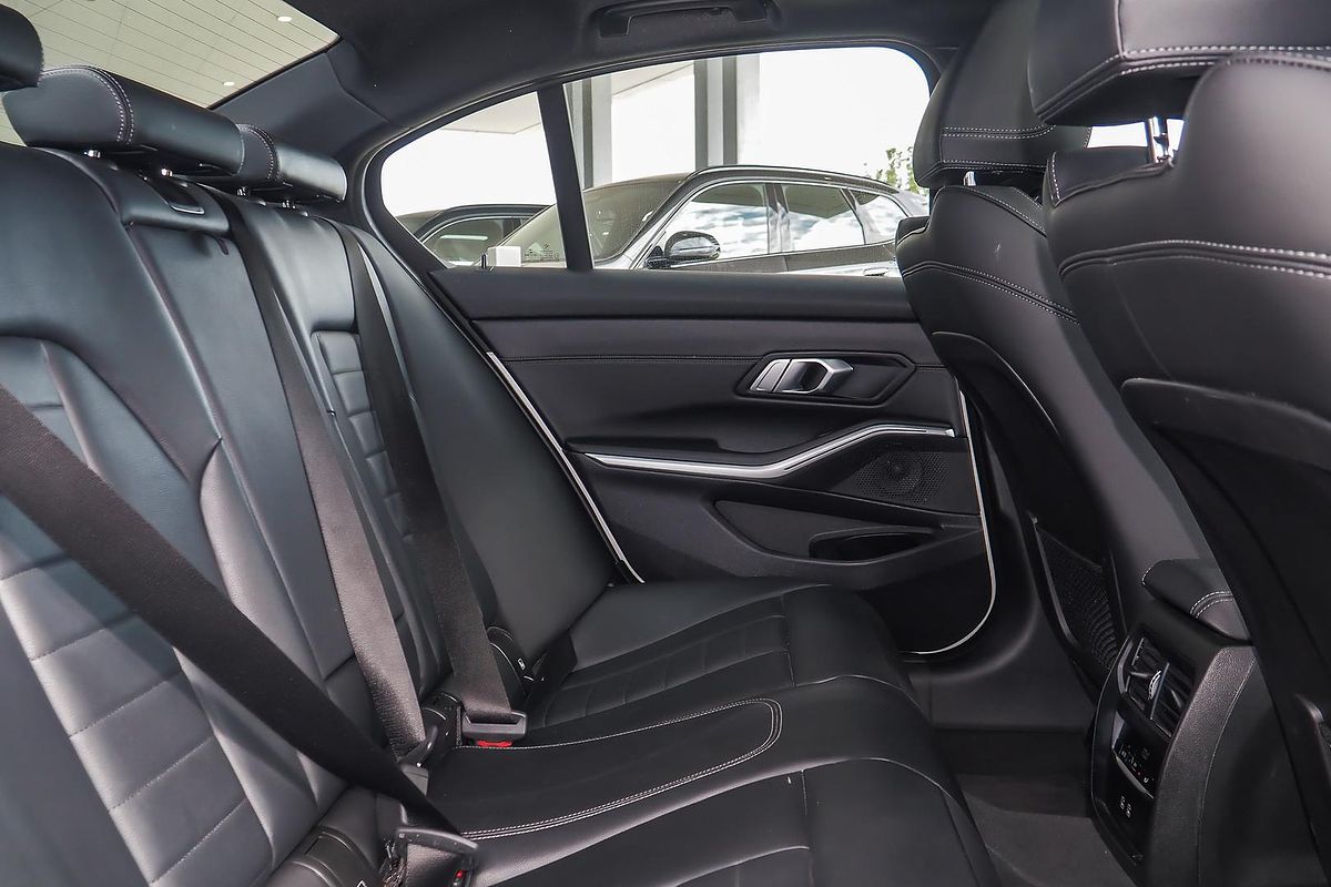 2022 BMW 3 Series 320i Sport Collection G20