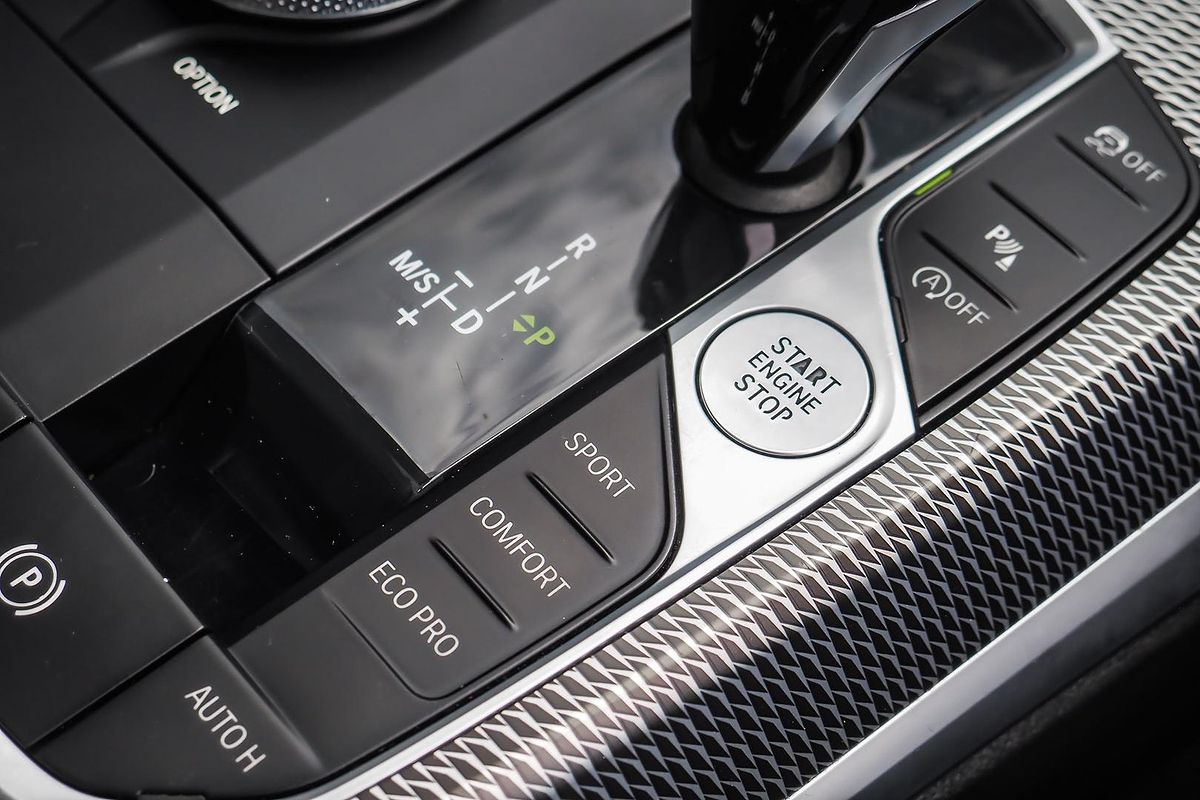 2022 BMW 3 Series 320i Sport Collection G20