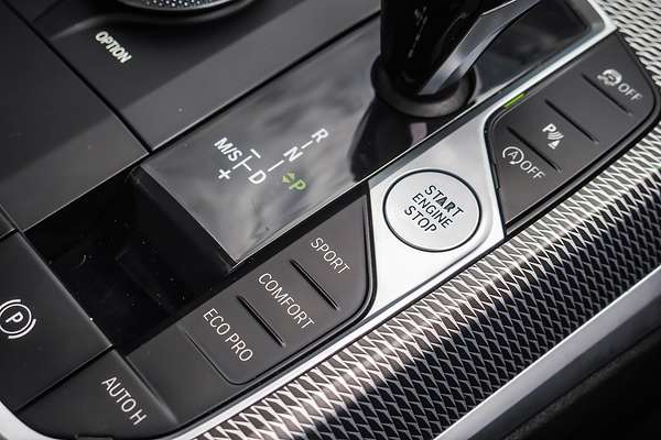 2022 BMW 3 Series 320i Sport Collection G20