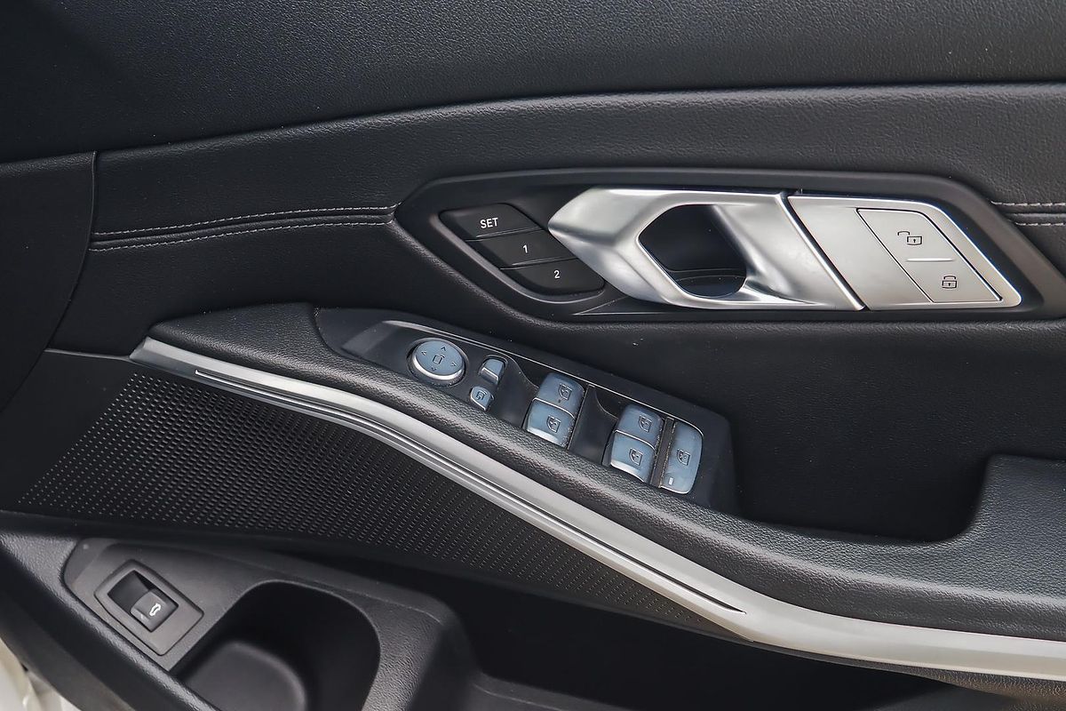 2022 BMW 3 Series 320i Sport Collection G20