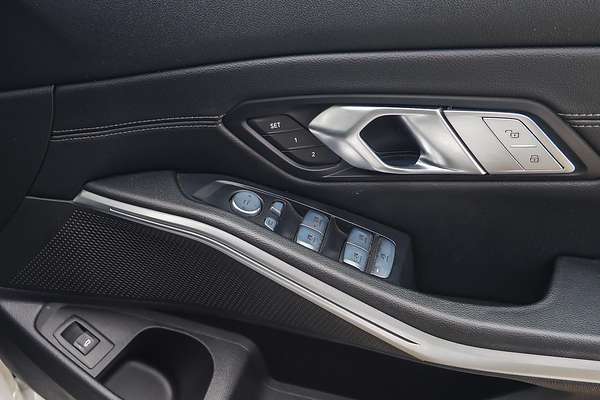 2022 BMW 3 Series 320i Sport Collection G20
