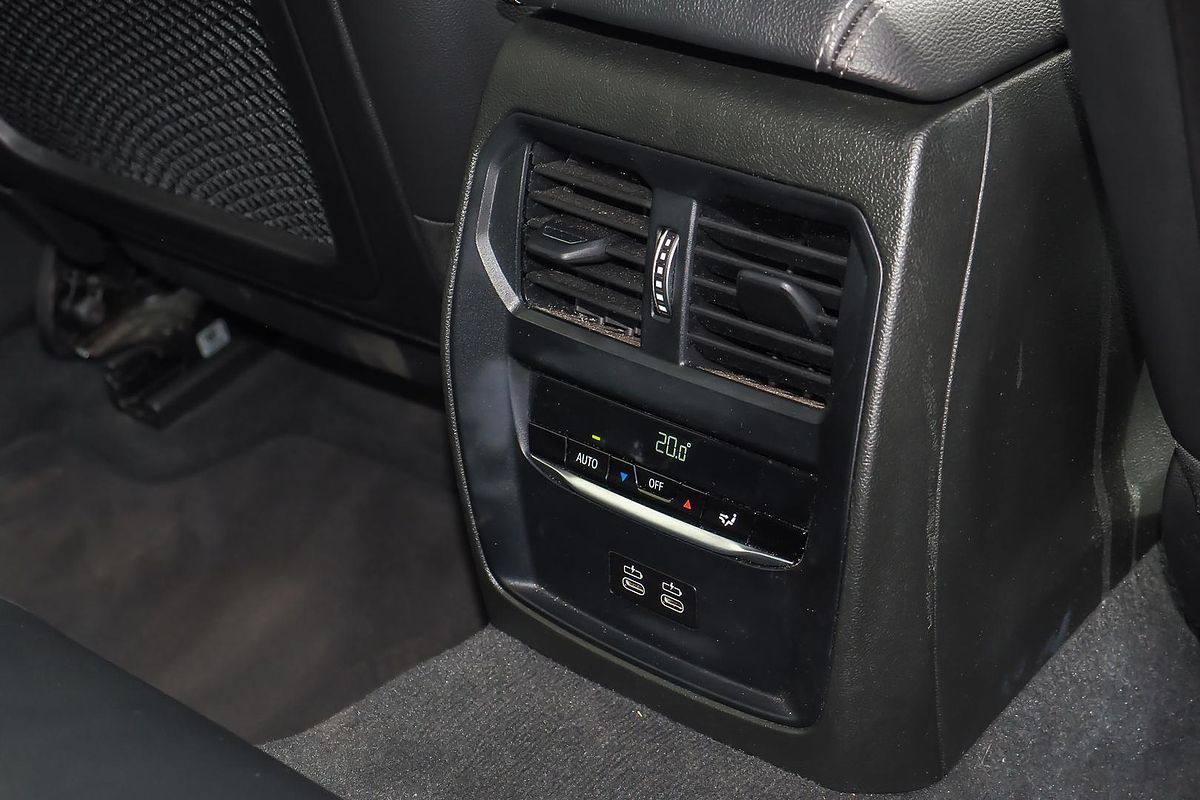 2022 BMW 3 Series 320i Sport Collection G20