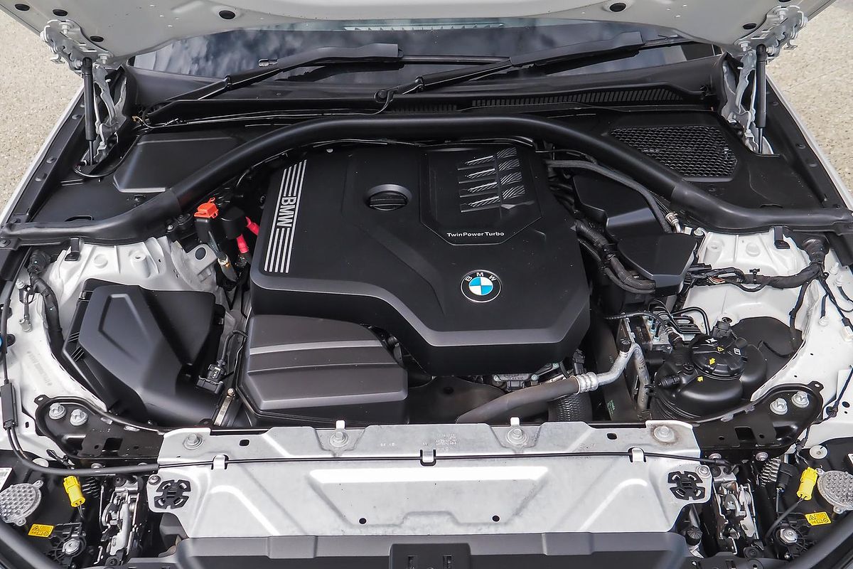 2022 BMW 3 Series 320i Sport Collection G20
