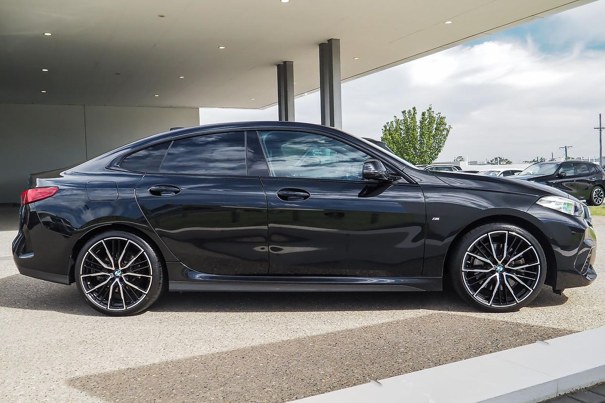 2022 BMW 2 Series 220i M Sport F44