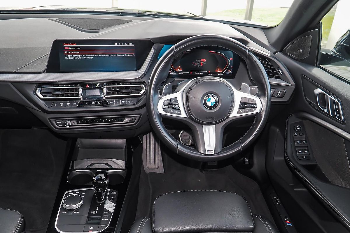2022 BMW 2 Series 220i M Sport F44