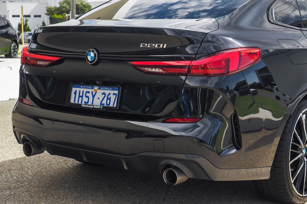 2022 BMW 2 Series 220i M Sport F44