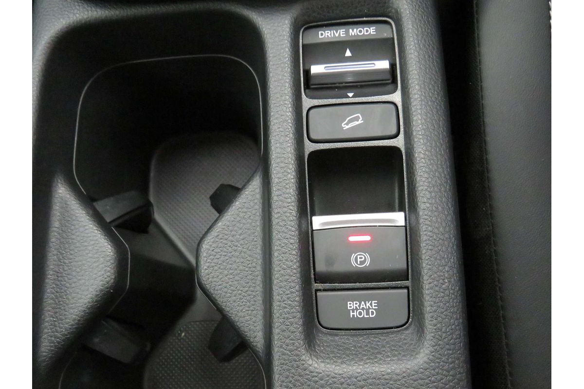 2023 Honda HR-V e:HEV L