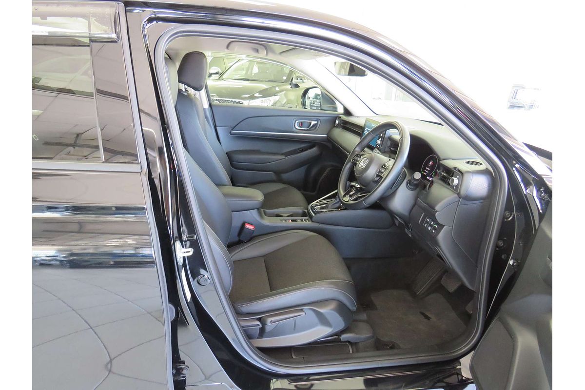 2023 Honda HR-V e:HEV L