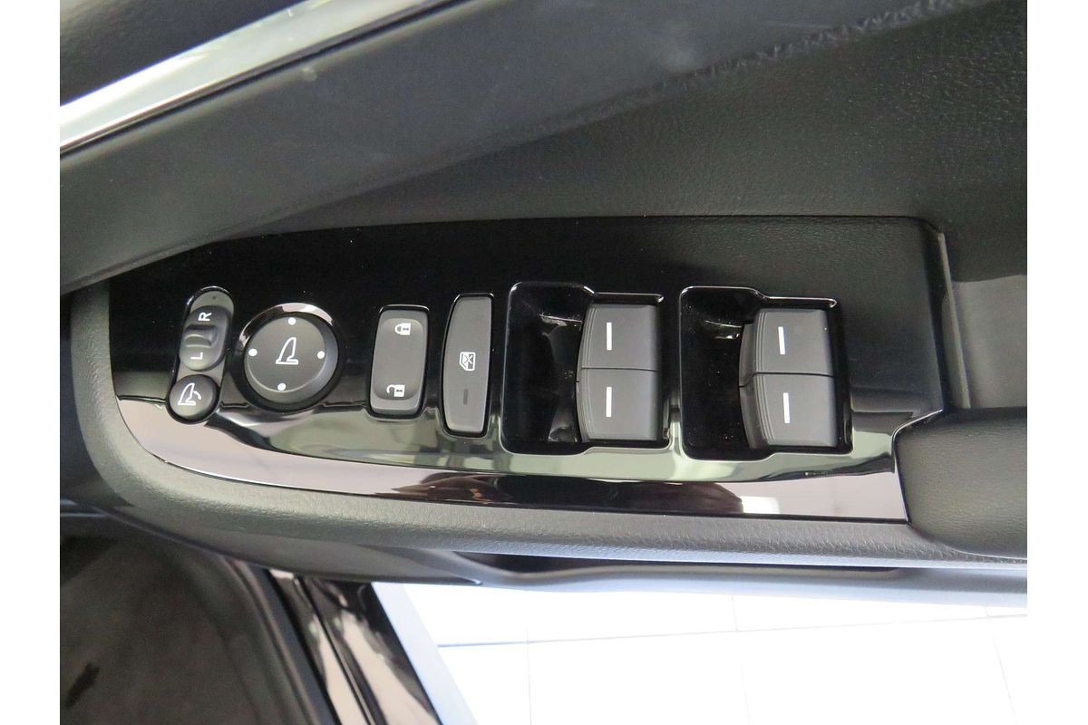 2023 Honda HR-V e:HEV L