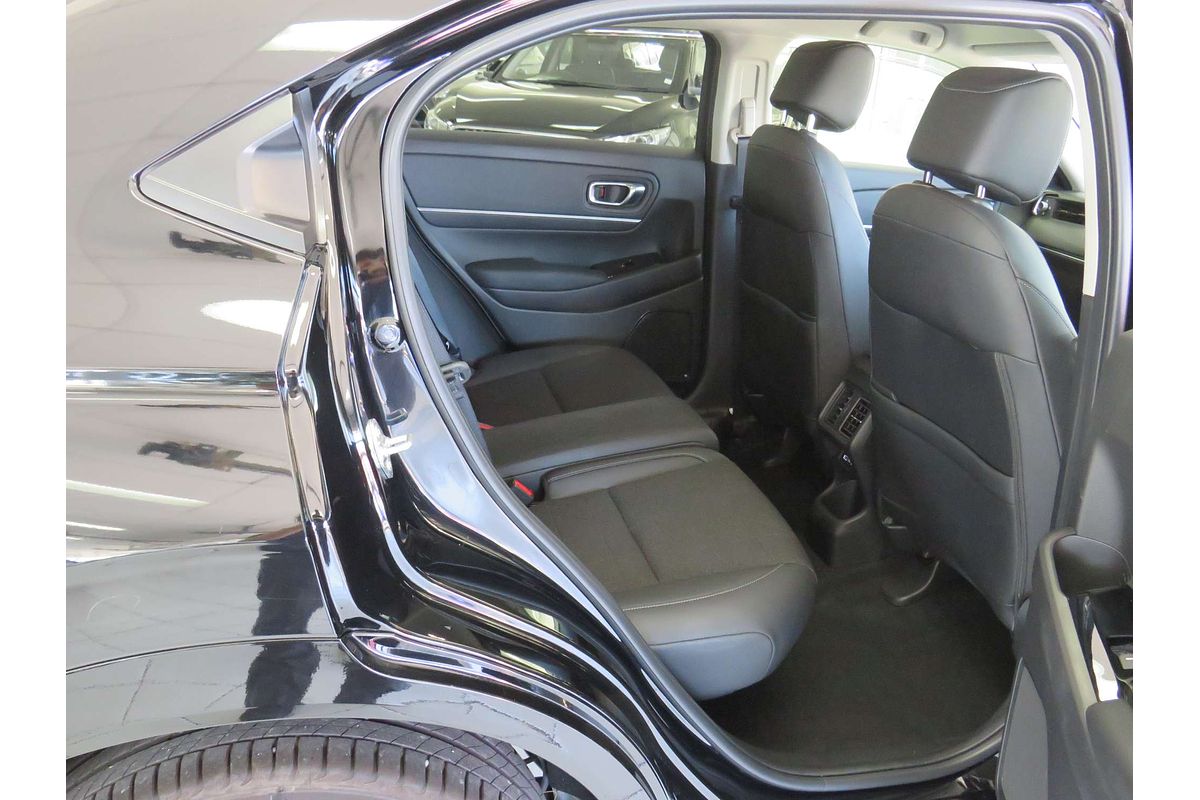 2023 Honda HR-V e:HEV L