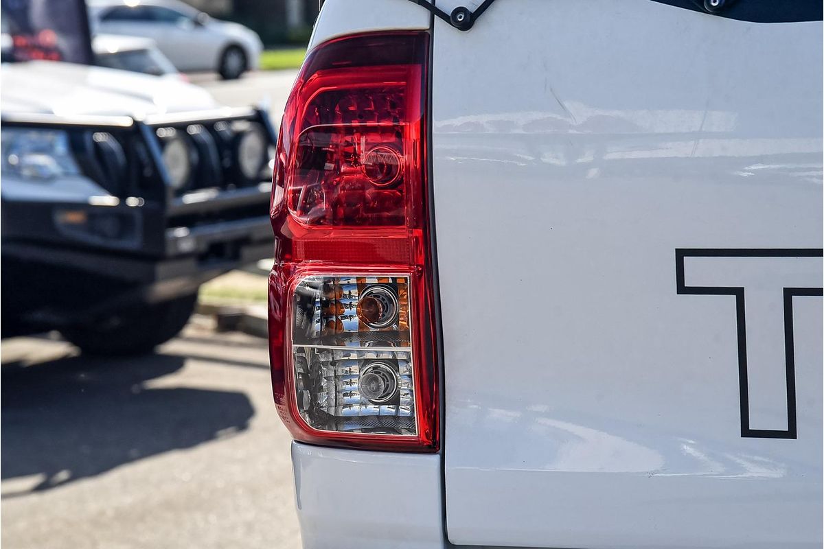 2019 Toyota Hilux Rugged GUN126R 4X4