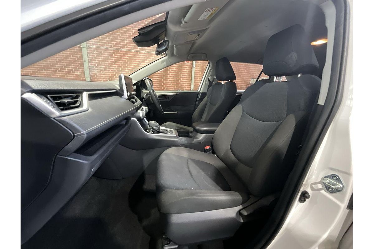 2020 Toyota RAV4 GX AXAH52R