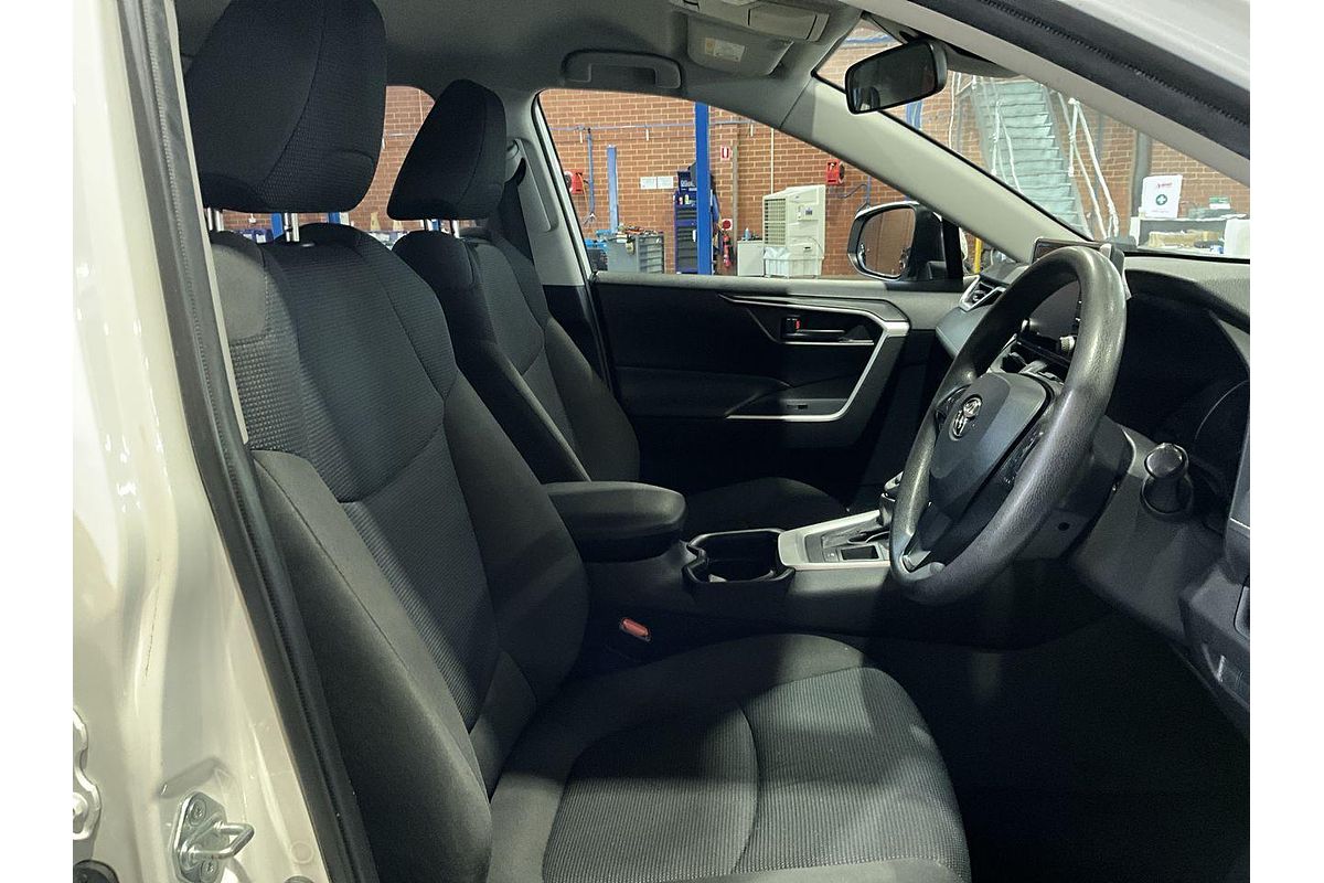 2020 Toyota RAV4 GX AXAH52R