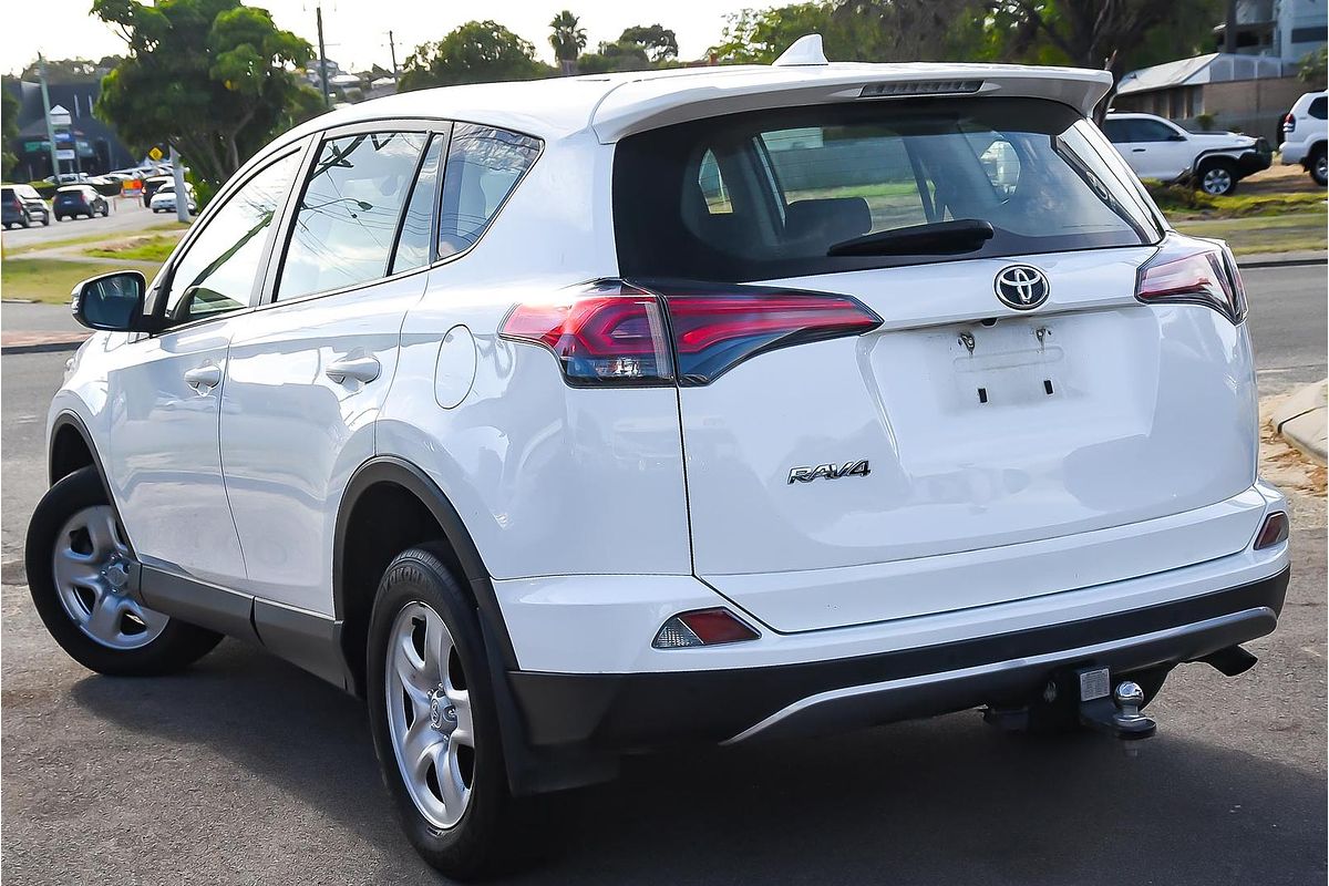 2018 Toyota RAV4 GX ZSA42R