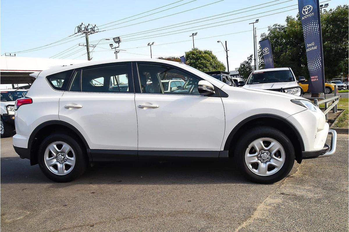 2018 Toyota RAV4 GX ZSA42R