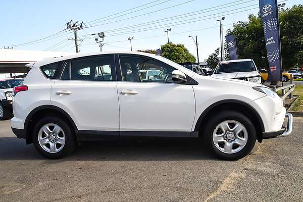 2018 Toyota RAV4 GX ZSA42R