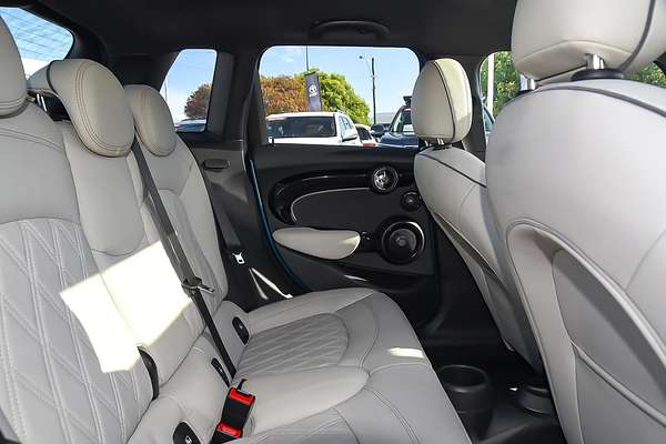 2022 MINI Hatch Cooper S MINI Yours F55 LCI-2