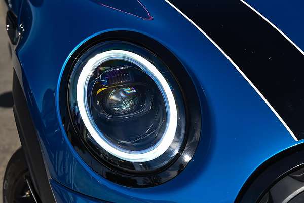 2022 MINI Hatch Cooper S MINI Yours F55 LCI-2