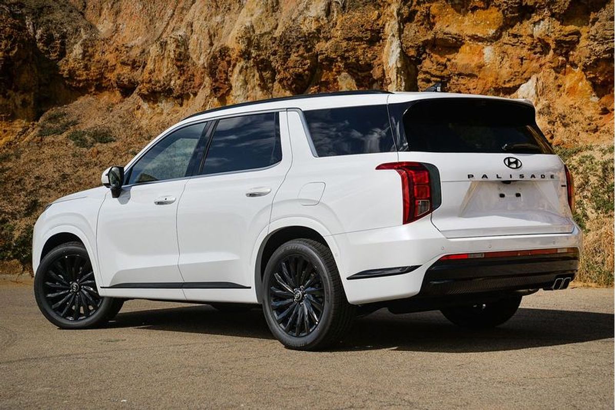 2025 Hyundai Palisade Calligraphy Black Ink LX2.V5
