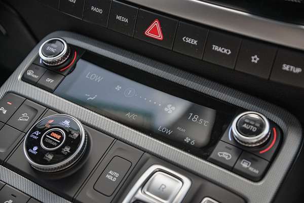 2025 Hyundai Palisade Calligraphy Black Ink LX2.V5