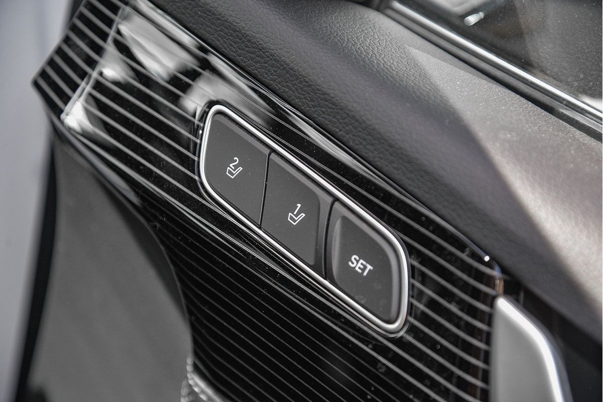 2025 Hyundai Palisade Calligraphy Black Ink LX2.V5