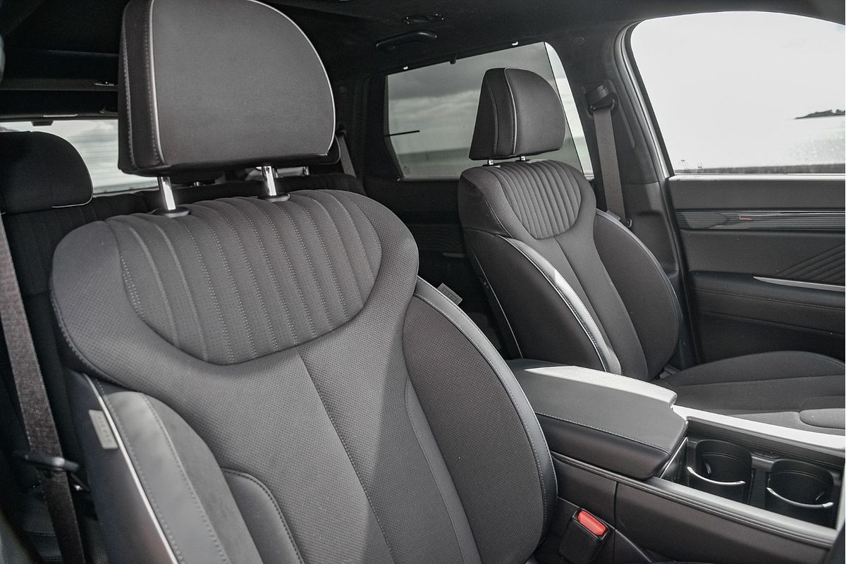 2025 Hyundai Palisade Calligraphy Black Ink LX2.V5