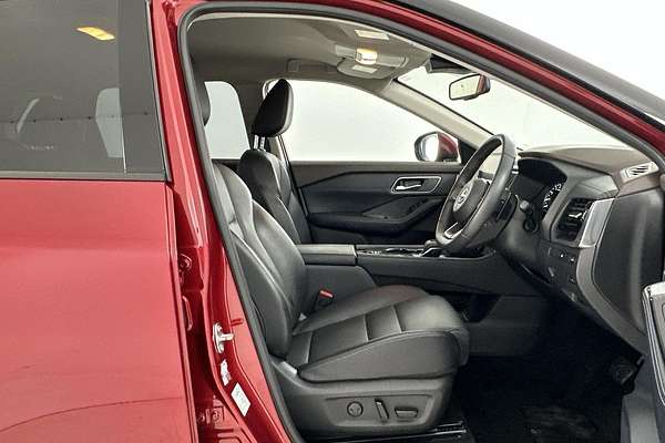 2024 Nissan X-TRAIL ST-L T33