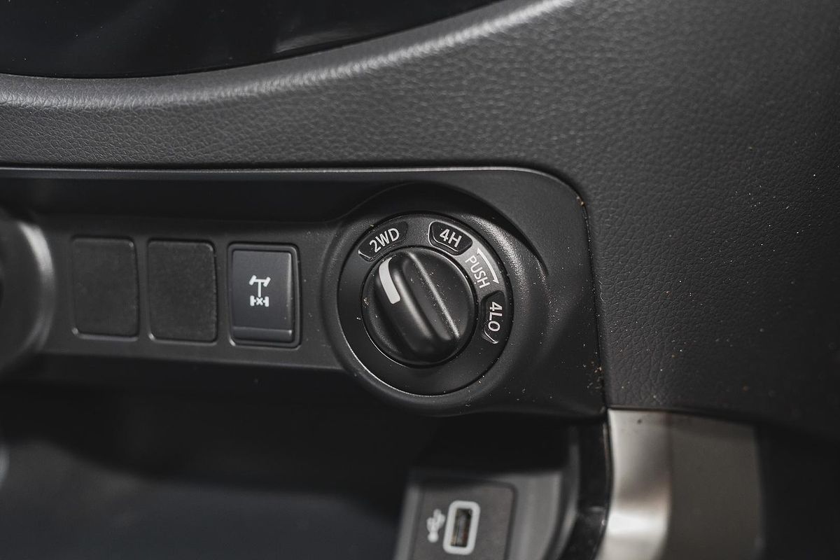 2020 Nissan Navara SL D23 Series 4 4X4