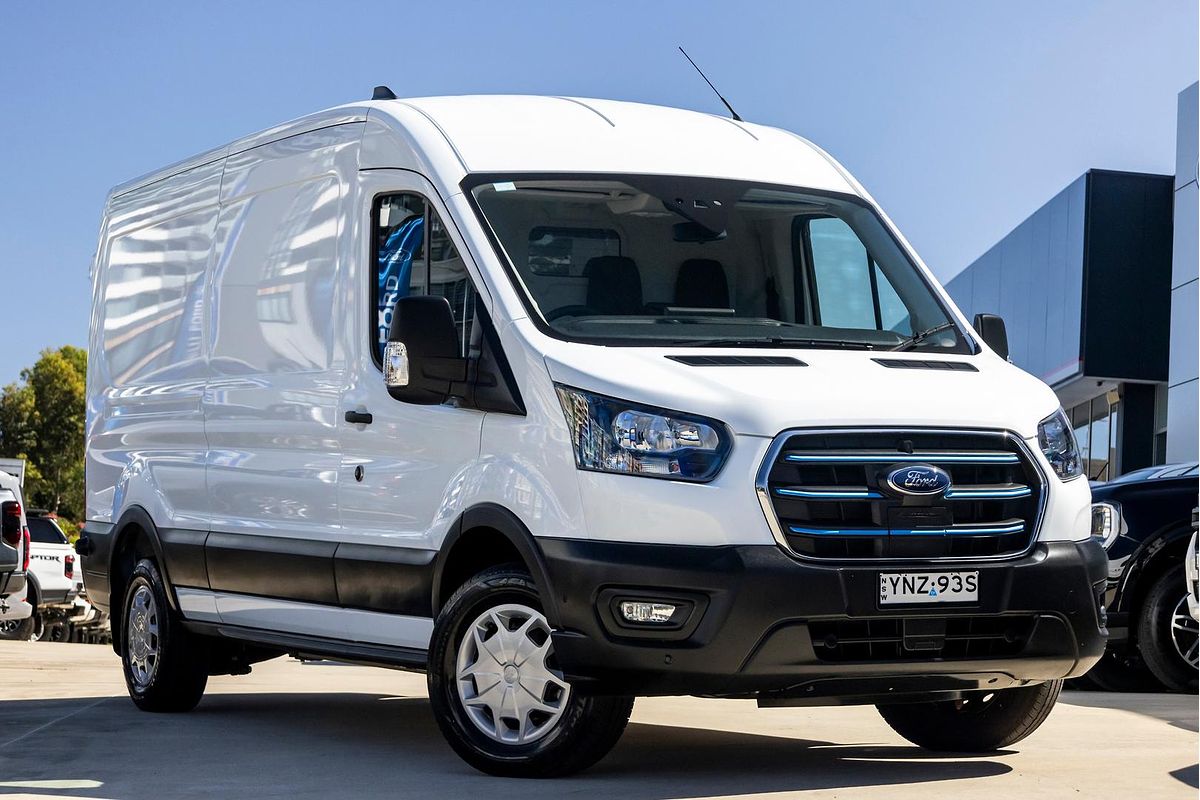 2022 Ford E-Transit 420L VO